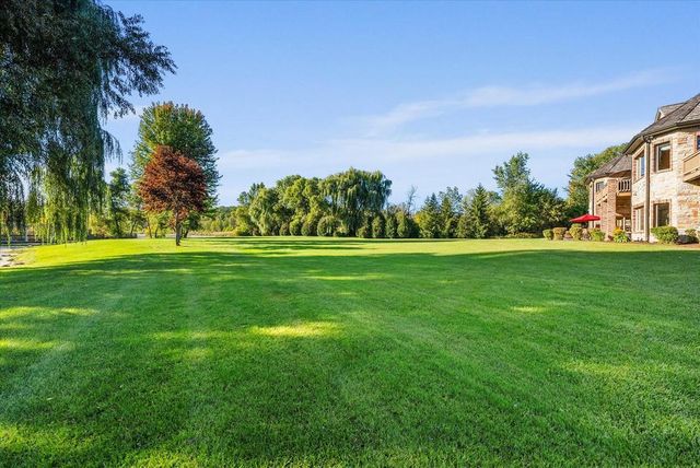 3790 Sherman ROAD, Slinger, WI 53086