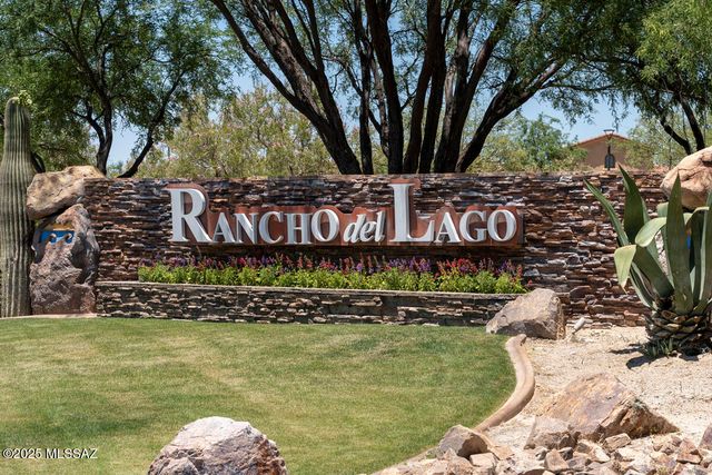 11040 S Guillermo Haro Drive, Vail, AZ 85641