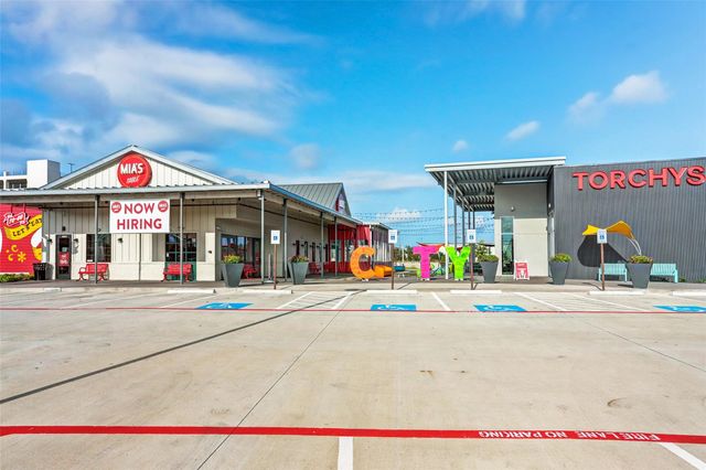 1201 Confederate Road, Houston, TX 77055