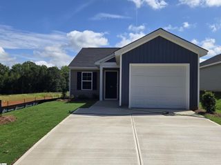 198 Cloverfield Lane, Spartanburg, SC 29303
