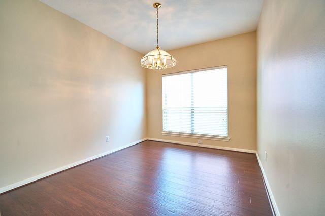 9111 Winkbow Drive, Houston, TX 77040