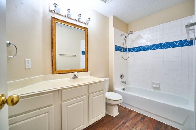 9111 Winkbow Drive, Houston, TX 77040