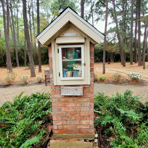 9111 Winkbow Drive, Houston, TX 77040