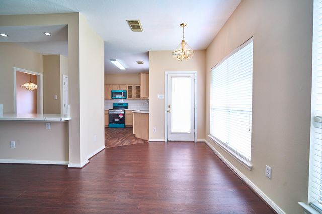 9111 Winkbow Drive, Houston, TX 77040