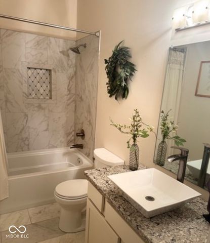 1672 N Christopher Lane, Martinsville, IN 46151