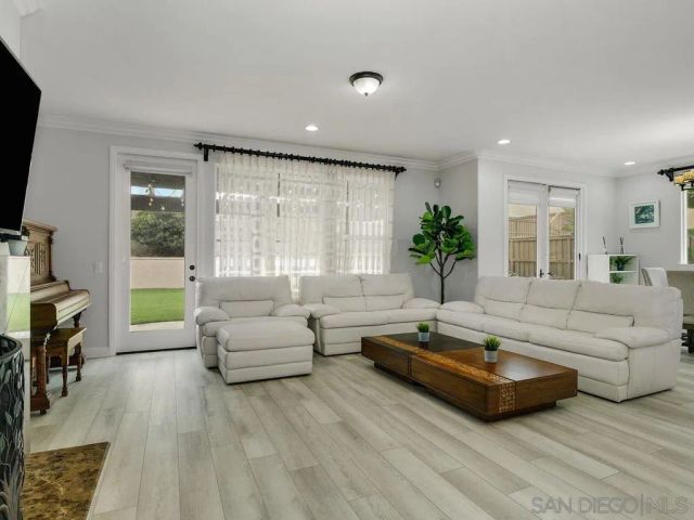 1352 N Paradise Ridge, Chula Vista, CA 91915