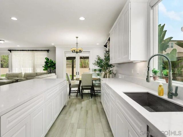 1352 N Paradise Ridge, Chula Vista, CA 91915