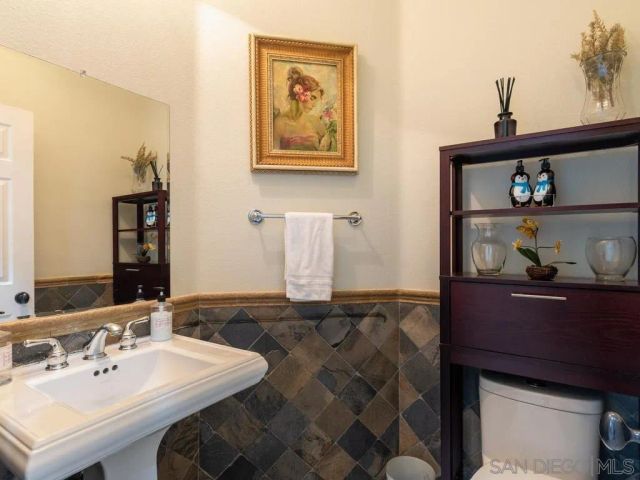 1352 N Paradise Ridge, Chula Vista, CA 91915