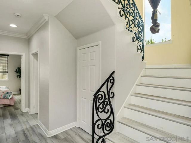 1352 N Paradise Ridge, Chula Vista, CA 91915