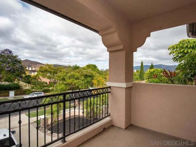 1352 N Paradise Ridge, Chula Vista, CA 91915