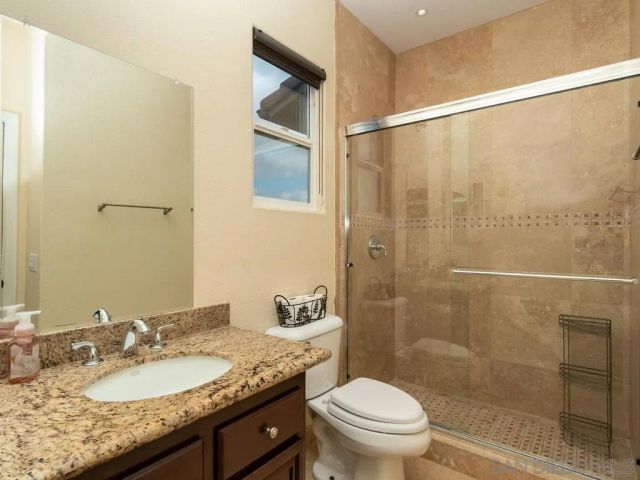 1352 N Paradise Ridge, Chula Vista, CA 91915
