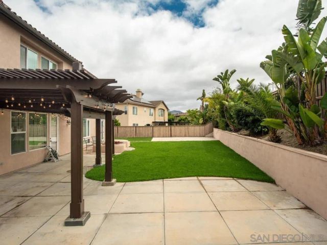 1352 N Paradise Ridge, Chula Vista, CA 91915