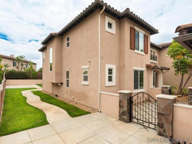 1352 N Paradise Ridge, Chula Vista, CA 91915
