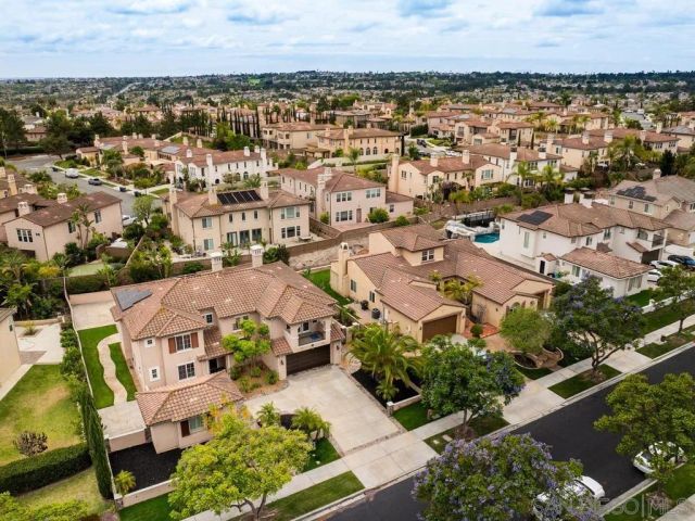 1352 N Paradise Ridge, Chula Vista, CA 91915
