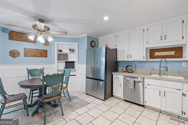 5763 E Emerald Oaks Lane, Acworth, GA 30102