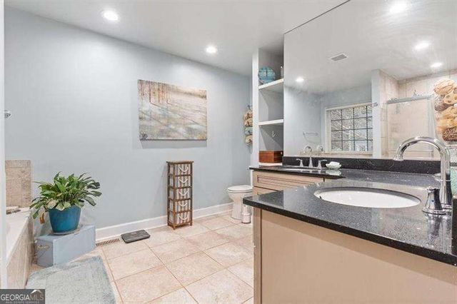 5763 E Emerald Oaks Lane, Acworth, GA 30102