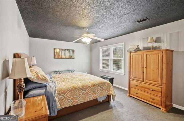 5763 E Emerald Oaks Lane, Acworth, GA 30102