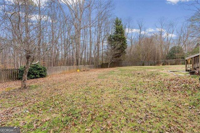 5763 E Emerald Oaks Lane, Acworth, GA 30102