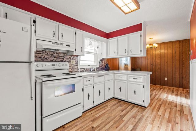 10976 BIG POOL, Big Pool, MD 21711