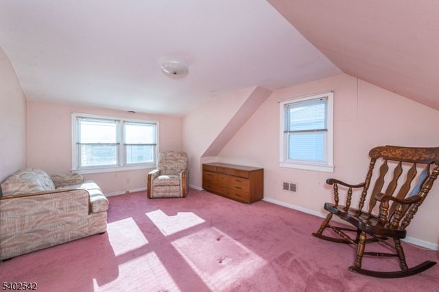 48 Center Ct, Garfield City, NJ 07026