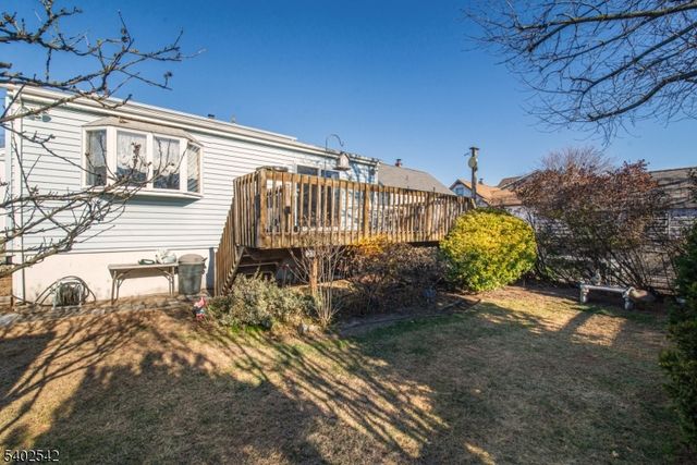 48 Center Ct, Garfield City, NJ 07026