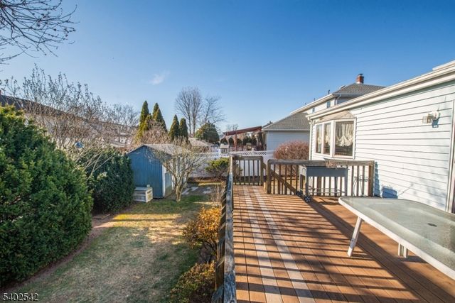 48 Center Ct, Garfield City, NJ 07026