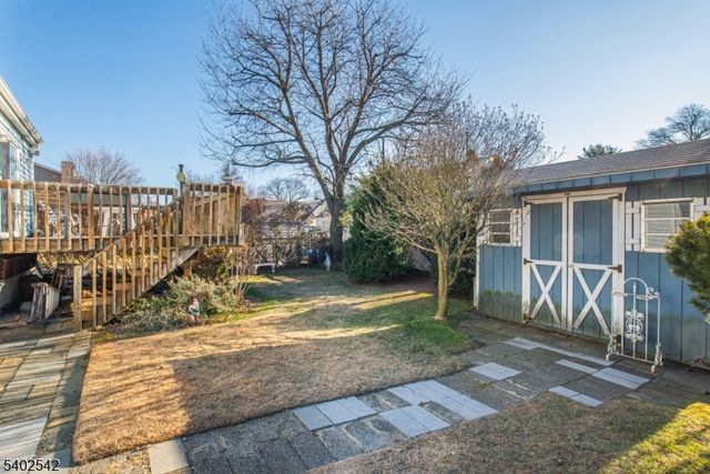 48 Center Ct, Garfield City, NJ 07026