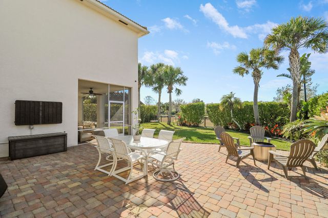 156 Andros Harbour Place, Jupiter, FL 33458