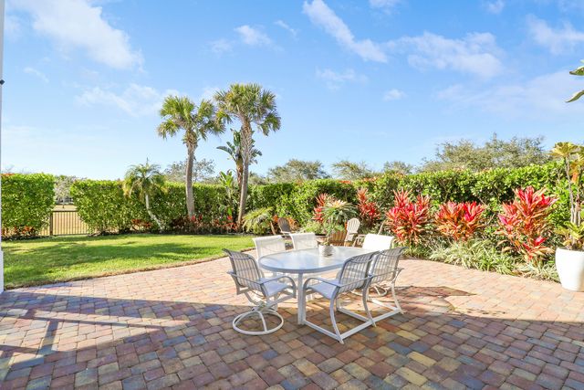 156 Andros Harbour Place, Jupiter, FL 33458