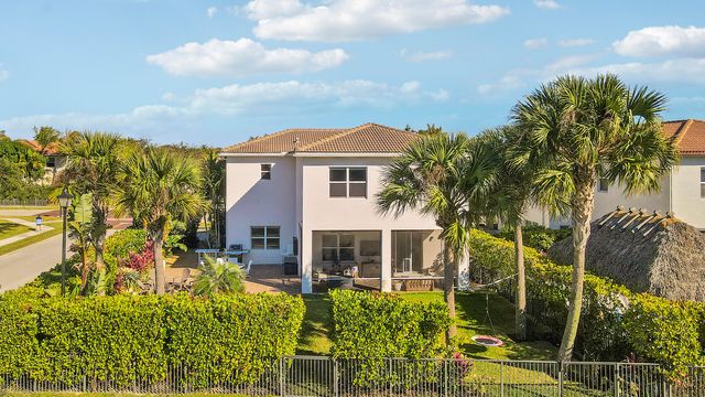 156 Andros Harbour Place, Jupiter, FL 33458