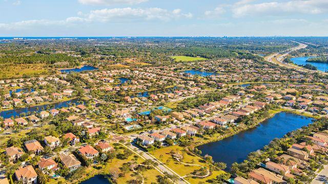 156 Andros Harbour Place, Jupiter, FL 33458