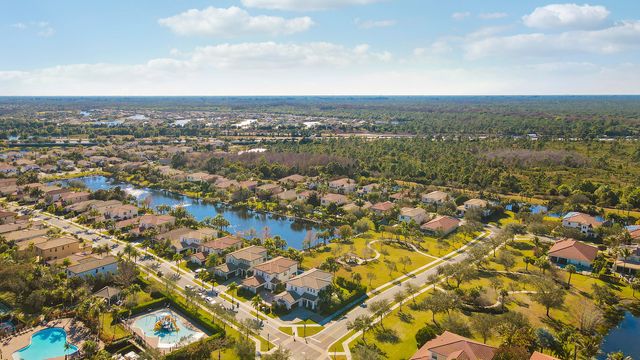 156 Andros Harbour Place, Jupiter, FL 33458