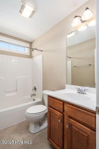 2041 Cambria Drive A, Greenville, NC 27834