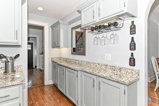 520 74th STREET, Kenosha, WI 53143