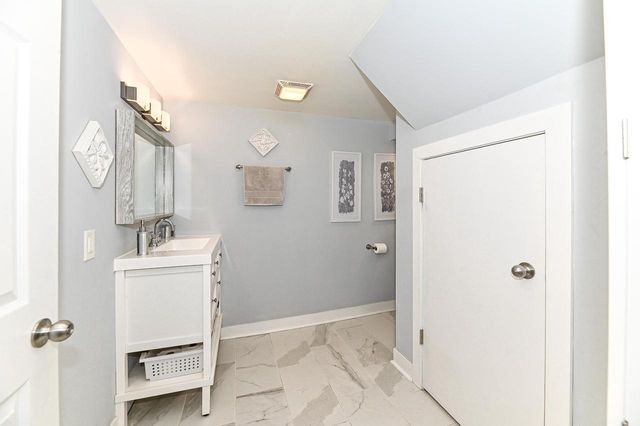 520 74th STREET, Kenosha, WI 53143