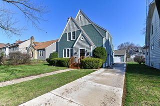 520 74th STREET, Kenosha, WI 53143