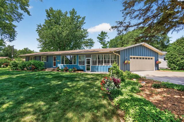 6700 Kennaston Drive NE, Fridley, MN 55432