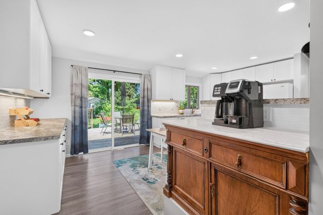 6700 Kennaston Drive NE, Fridley, MN 55432