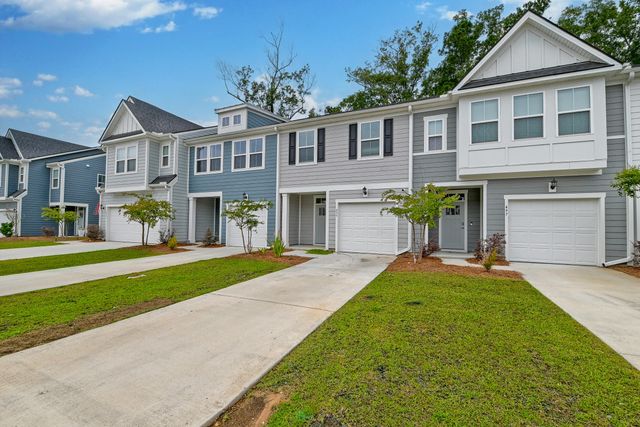 495 Trotters Lane, Moncks Corner, SC 29461