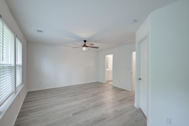 495 Trotters Lane, Moncks Corner, SC 29461