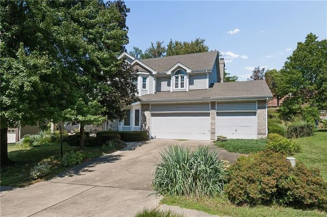 5417 N Walnut Street, Kansas City, MO 64118