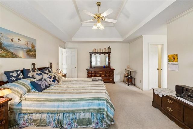5417 N Walnut Street, Kansas City, MO 64118