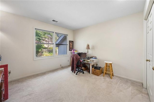 5417 N Walnut Street, Kansas City, MO 64118