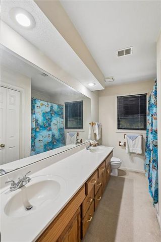 5417 N Walnut Street, Kansas City, MO 64118