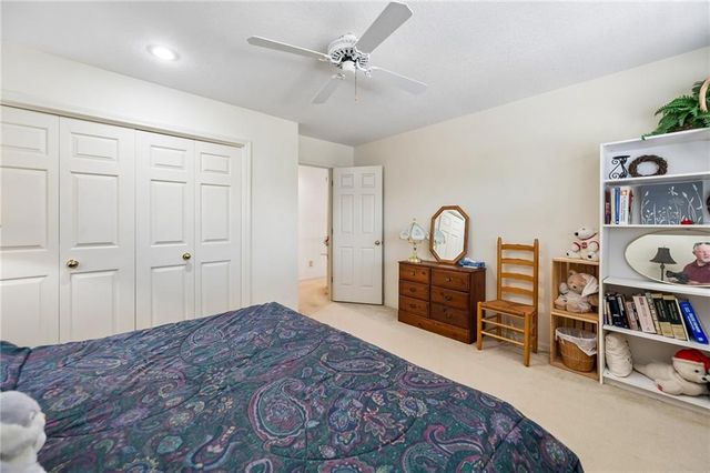 5417 N Walnut Street, Kansas City, MO 64118