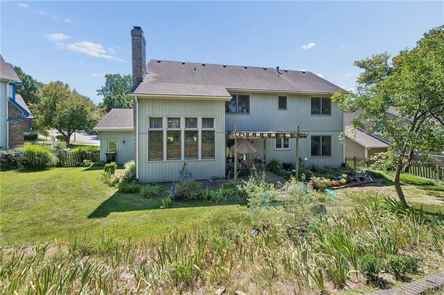5417 N Walnut Street, Kansas City, MO 64118