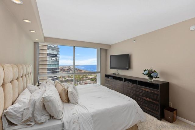 1810 Avenida Del Mundo 908, Coronado, CA 92118