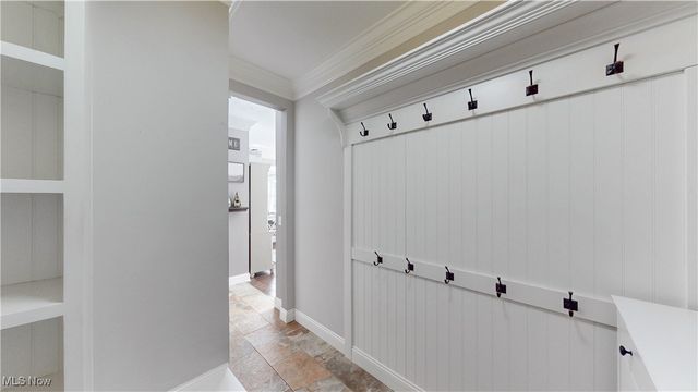 110 Fern Way, Chardon, OH 44024