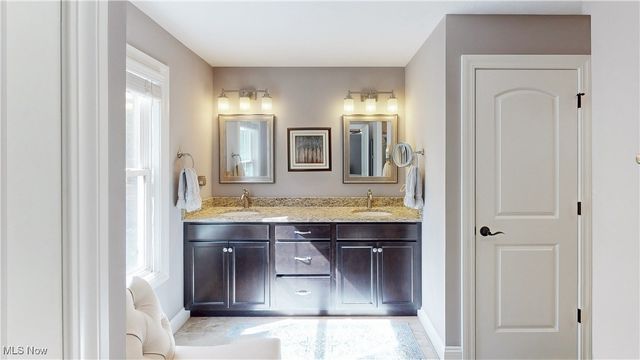 110 Fern Way, Chardon, OH 44024