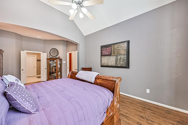 3318 Silverbrook Lane, Pearland, TX 77584